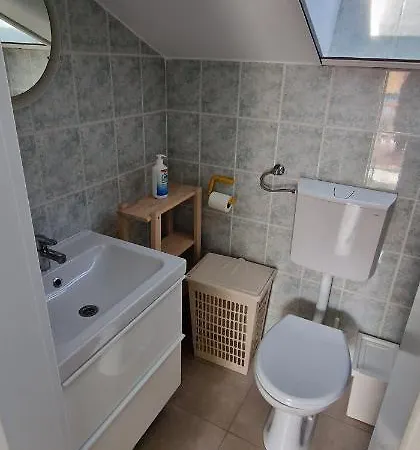 Eladora Apartamento *