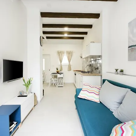 Eladora Appartement *